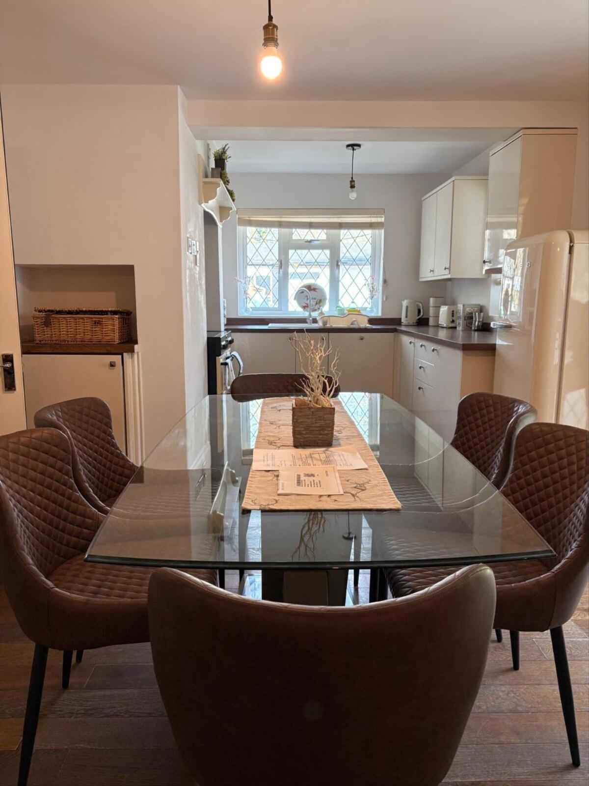 Garden Annex nr Knebworth | 2 Baths & Big Driveway5