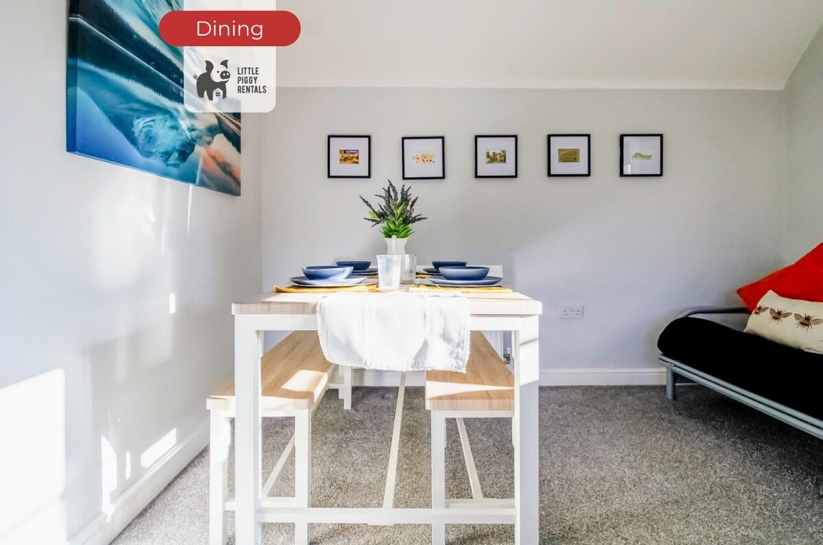 Spacious 2br Family Apartment w/ Wi-Fi (Sleeps 5)5